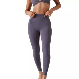 Athleta High Ultra Rise Elation Tight Leggings Small Purple Preppy Yoga Pants